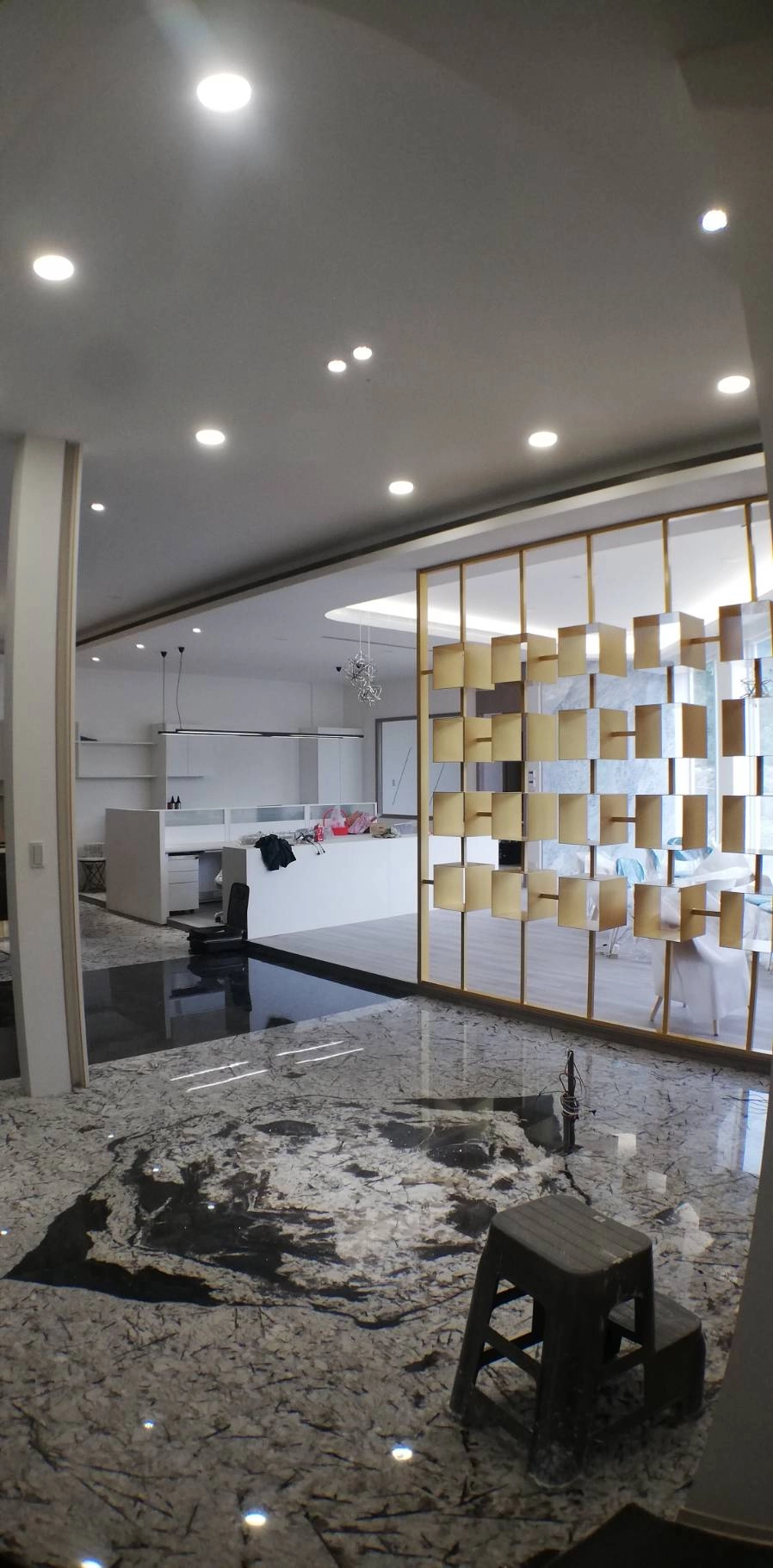 白金琉璃<span>冰心玉潔的雅緻</span>