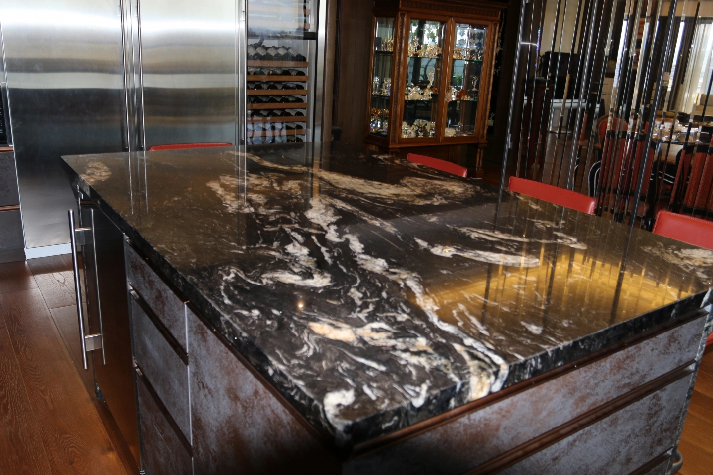 古馳黑<span> </span><span>巴西/花崗石</span>