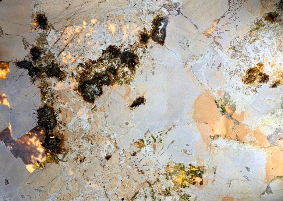 天使之星-鈦金珍珠<span> </span><span>巴西/花崗石</span>